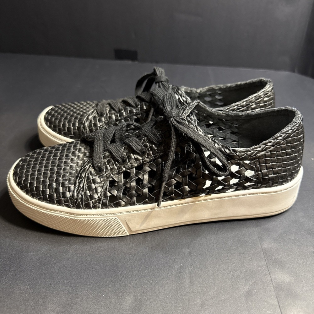Marc Fisher Surly 2 Sneaker Black - Size 7M